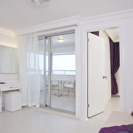 Otel Azak 3*