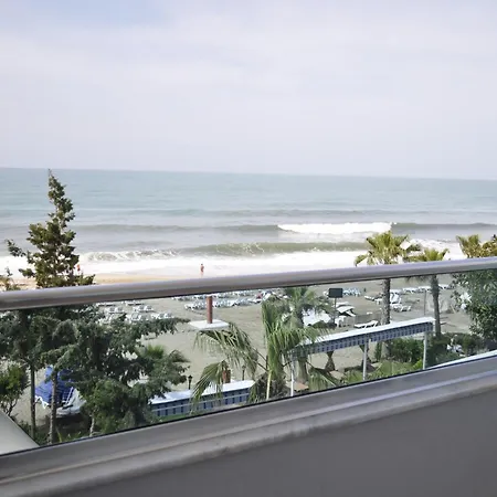 Otel Azak 3*
