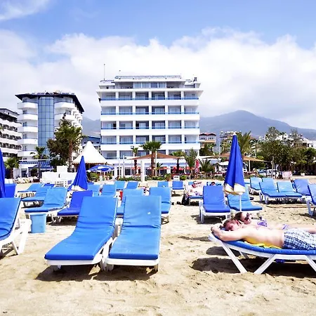 Azak Otel 3*