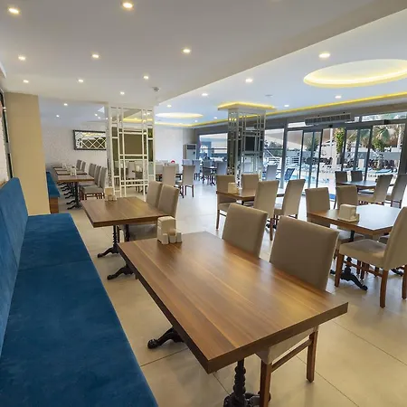 Otel Azak 3*